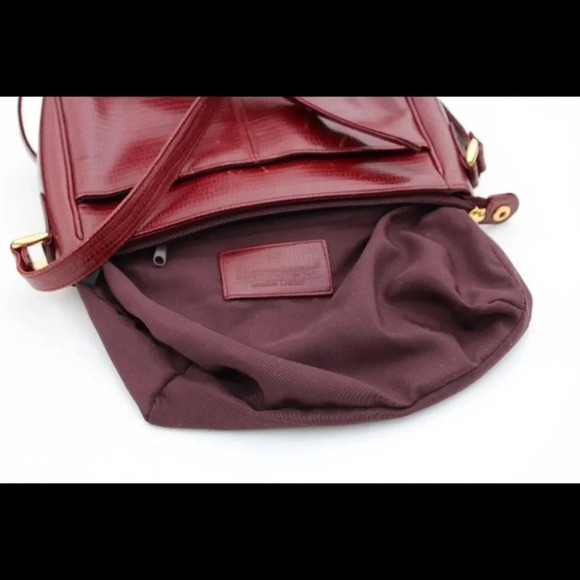 Etienne Aigner cross body bag - Picture 6 of 8